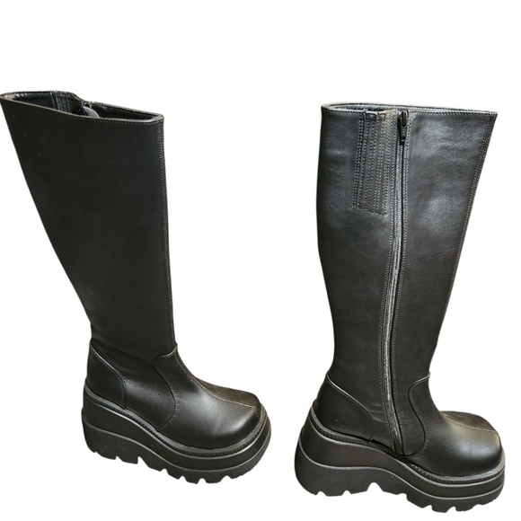 Demonia Shaker Black Platform Boots Womens Size 7 - Picture 4 of 12